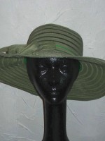 Vintage pale green sun hat by Georgi