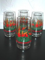 Set of 4 drinking glasses with floral design