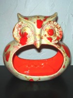 Ceramic owl ashtray