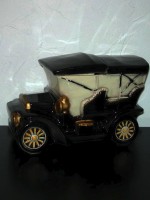 Vintage car cookie jar by McCoy