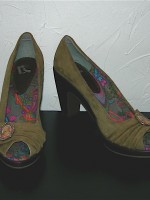 Report green suede peeptoe heels, size 11 US