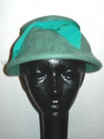 Vintage turquoise furry hat from Toni California
