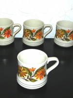 Set of 4 floral ‘Bake, Serve n’ Store’ Stoneware mugs