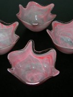 Set of 4 art glass bowls