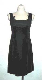Black velvet Young America by Oleg Cassini dress