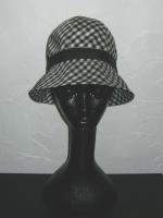 Vintage gingham chapeau