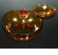 Glass apple-shaped bowl w/clip-on small apple bowl