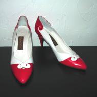 Vintage red & white heels by Roberto Gil, size 10 US