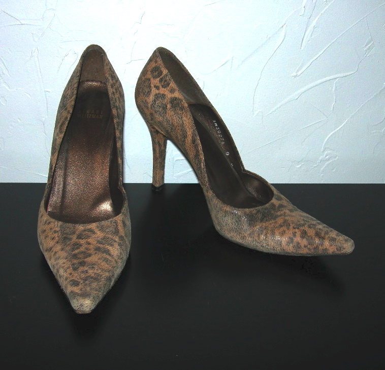 Stuart Weitzman leopard print heels 