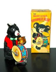 Vintage wind-up Marching Drummer Bear w/original box