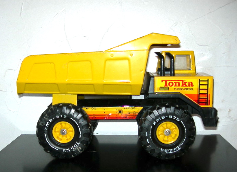 vintage metal tonka dump truck