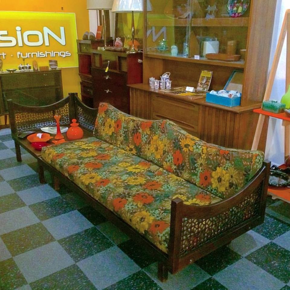 Vintage daybed sofa with detached corner table NVISION Cincinnati