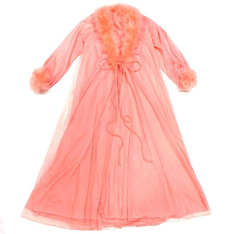 Romantic 2 piece Vintage Peignoir Set Silky Sheer Coral Pink Nylon 