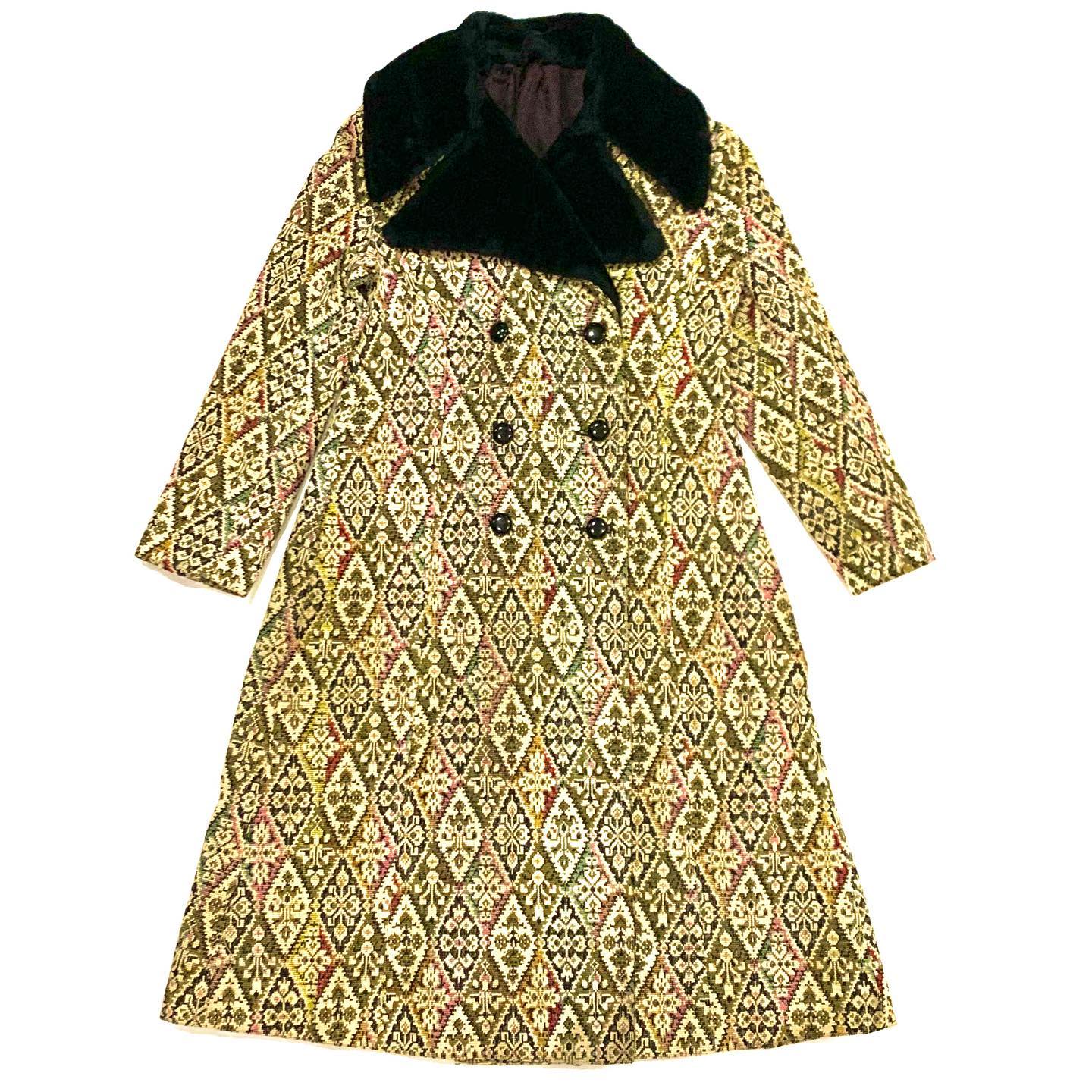 Tapestry coat with on sale faux fur collar